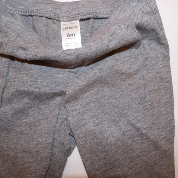 Carters/ Girls 2 pieces shirt and pants/6m - Picture 3 of 4